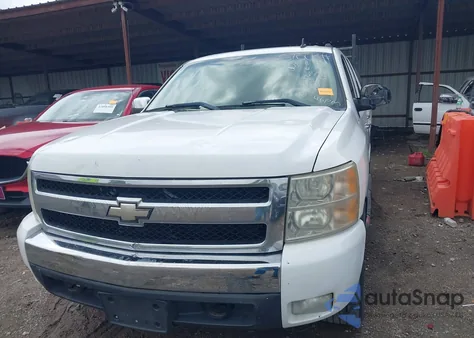 2007 Chevrolet Silverado Ltz из США, поврежденный, VIN 3GCEK13M47G552742